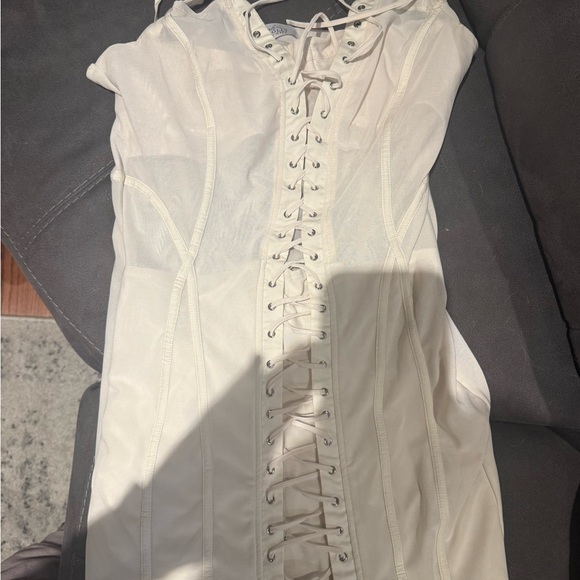 White Lace-Up Corset Dress - Picture 4 of 4